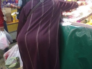 Beamy Mature Hijab