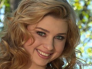 Molly Bennett - Nudie Và Masturba