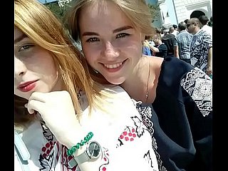 Mogę sprzedać brudu bieliznę, gdy są brudne i śmierdzące. Wyślij do mnie wiadomość i możemy kontynuować.