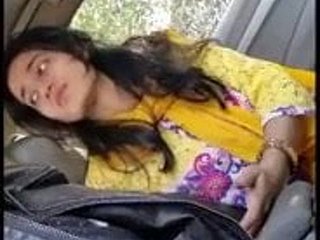 amant pakistanais à voiture bj sapin