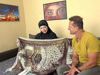 Muslim thanks her husband with amazing fuck