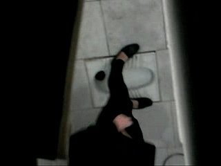 pisse fille Iranian