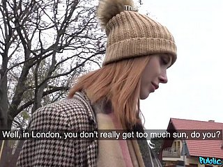 Redhead Brit Fuck for Posh Villa 1 - 공개 대리인