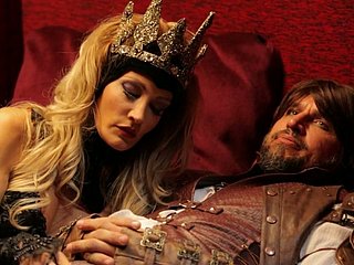 Sex-Hungry Ratu Jessica Drake Kacau oleh Hot Tempered Hamba