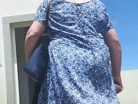 velha na rua granny trên đường phố
