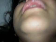 Pasangan dalam bilik tidur 2