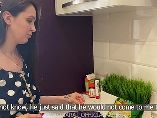 Begetter comforted upset stepson down her pussy