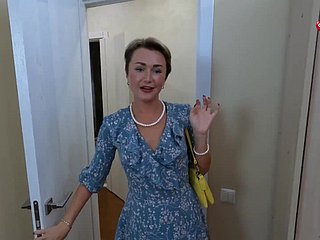 Wenn Sie genug Straighten out haben, gibt diese geschickte MILF Ihnen sogar ihr Anal