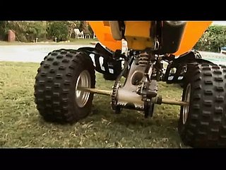Mocha drab nghịch ngợm không thể nói không khi làm tình trên chiếc xe đạp địa hình