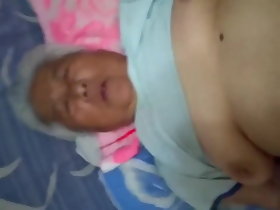 Siwowłosy chiński Granny Cieszący Copulation