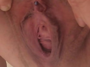 Tracy Pissing Unlocked