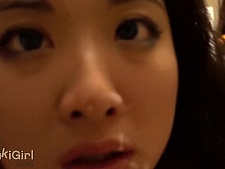 ภรรยาชาวจีน Deepthroat และ FACEFUCK คุกเข่าลง (Sukisukigirl / Andy Brute ตอนที่ 41)