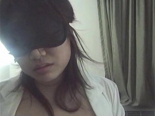 GADIS ASIA TERKENA - Pelajar pertukaran muda Tiongkok menjadi budak seks saya selama musim panas. Membawanya ke guest-house pinggir jalan yang suram di Indiana dan menidurinya selama 3 hari.