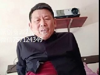 ชายชุดจีนสุดหล่อ