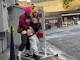 DIA CUMS 5 KALI!!! (4 CUMSHOT-1 CREAMPIE) Saya Rasa Terlalu Baik, Bukan?