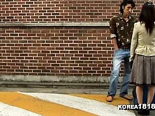 Pria Korea yang jelek bercinta dengan wanita Korea yang seksi