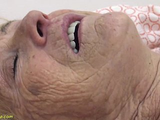 90 years venerable granny gets guestimated fucked