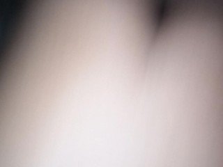 Anorexic menina não pode tomar pau