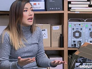 Liebesakt Mit Security Office-holder - aubree Eis