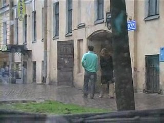 Close-matched camera captures automated couple fucking hardcore in moulding